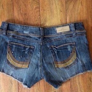Adorable Almost Famous Denim Shorts With Decorative Pockets